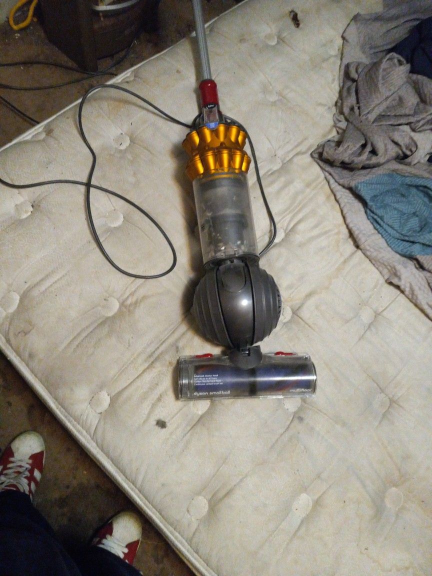 Dyson Vacuum Cleaner
