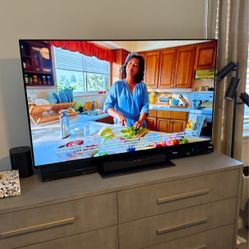 55 Inch Panasonic OLED TV