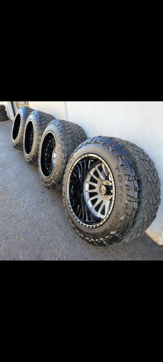 22" American Force rims wheels 37" Toyo Open Country M/T tires