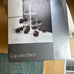 Crate And Barrel Cupcake Stand