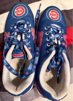 Chicago Cubs women’s size 8. Chicago cubs laces!