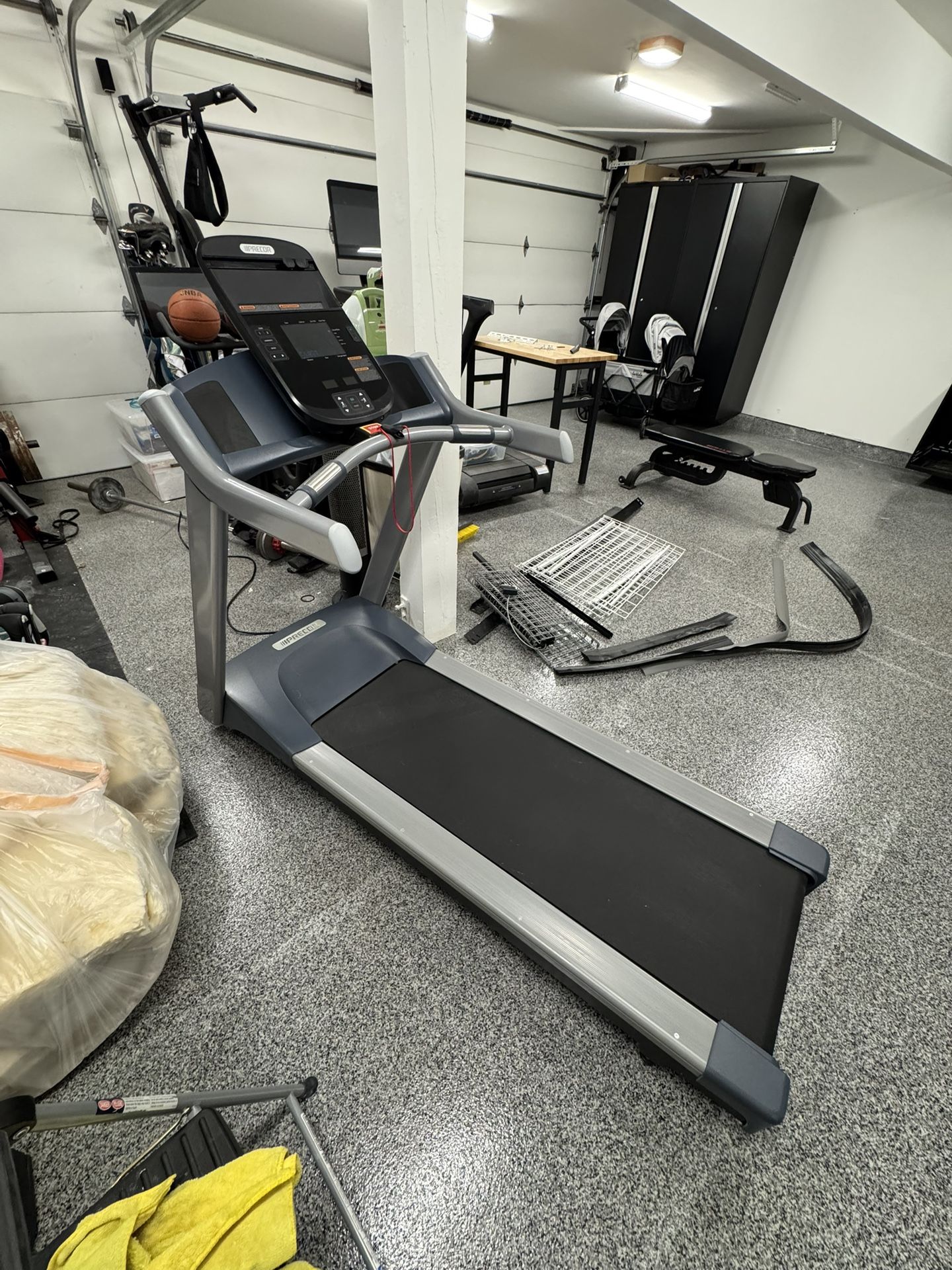 Precor TRM 223 Treadmill – Commercial Grade – Excellent Condition