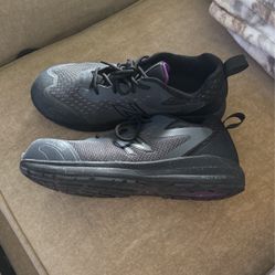 New Balance 9.5 Women’s Composite Work Boot