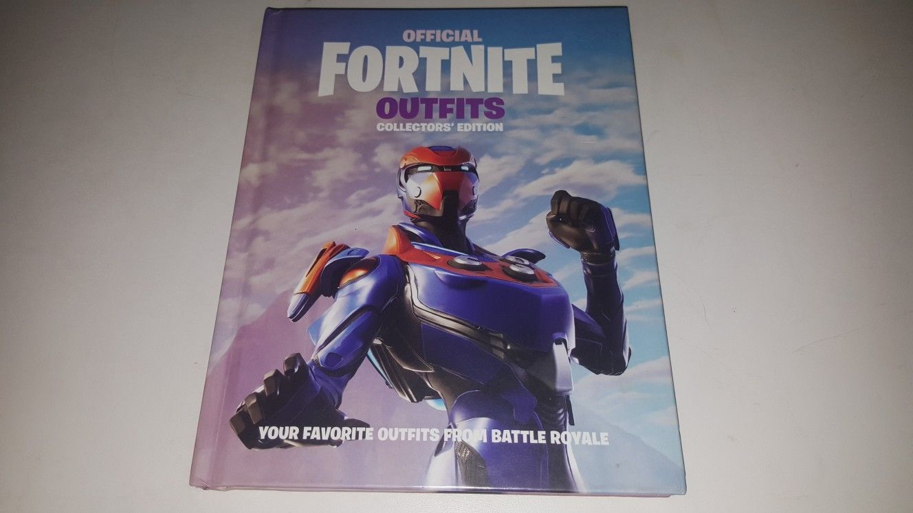 FORTNITE Outfits: Collectors' Edition Book