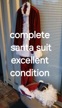 Santa Suit, Top, Bottom, Beard, Belt, Hat, Gloves And Boot Cuffs, Excellent Condition 
