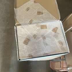 Translucent Bakery Sheets Of Various Sizes But the Box