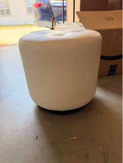 Swivel Ottoman/ Stool