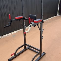 Dip Bar/ pull up / push up workout station
