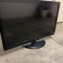 LG 48 Inch TV 