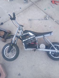 Razor dirt rocket mx350