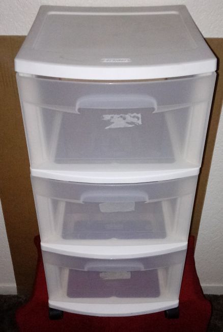 3 drawer container.