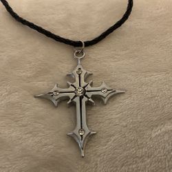 16” Necklace With Solid SilverTone Pendant With Rhinestones 