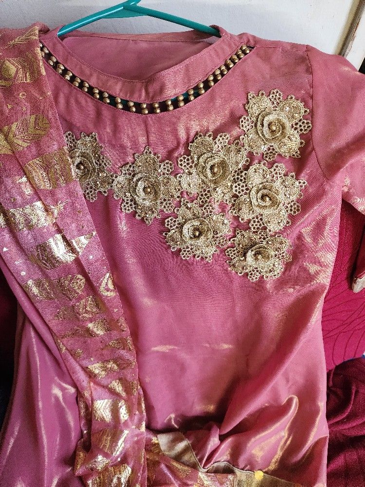 Pakistani/indian Gorgeous tea  pink and gold  teen girl dress