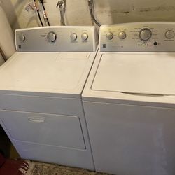 Kenmore Washer And Gas Dryer 