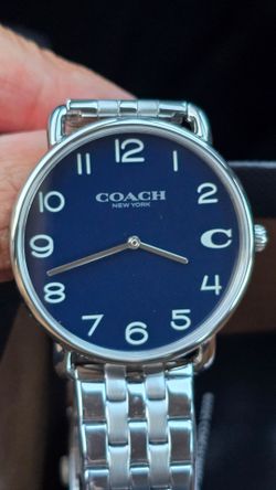 NEW MENS COACH WATCH