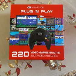 My Arcade Plug ‘N Play With 220 Games,