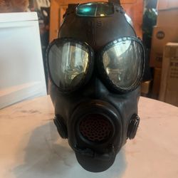Gas Mask 