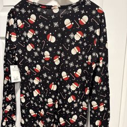 Santa Christmas Long sleeve top - Brand New - Gift - women’s size Medium - Simi Valley