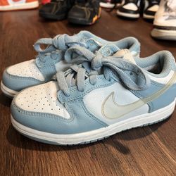 Boys Nike Shoe Size 13