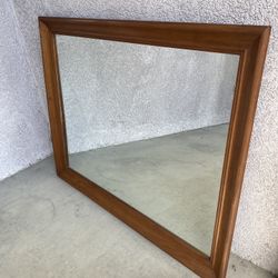 Solid wood mirror 