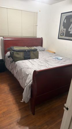 Bed frame and dresser set