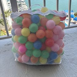 100 Pelotas De Plástico