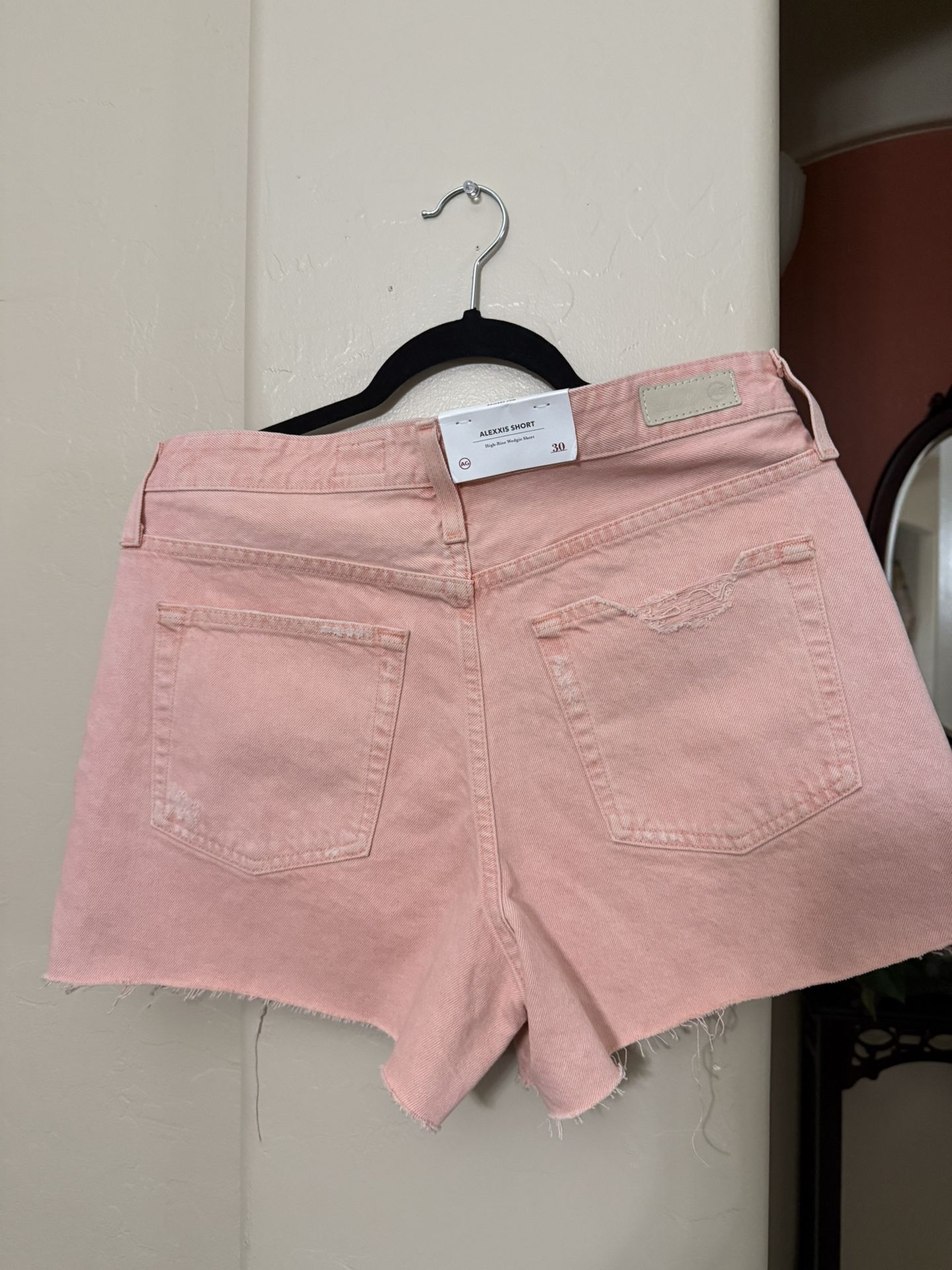 New AG Jeans Alexxis High Rise Wedge Shorts In Coral Color Size 30