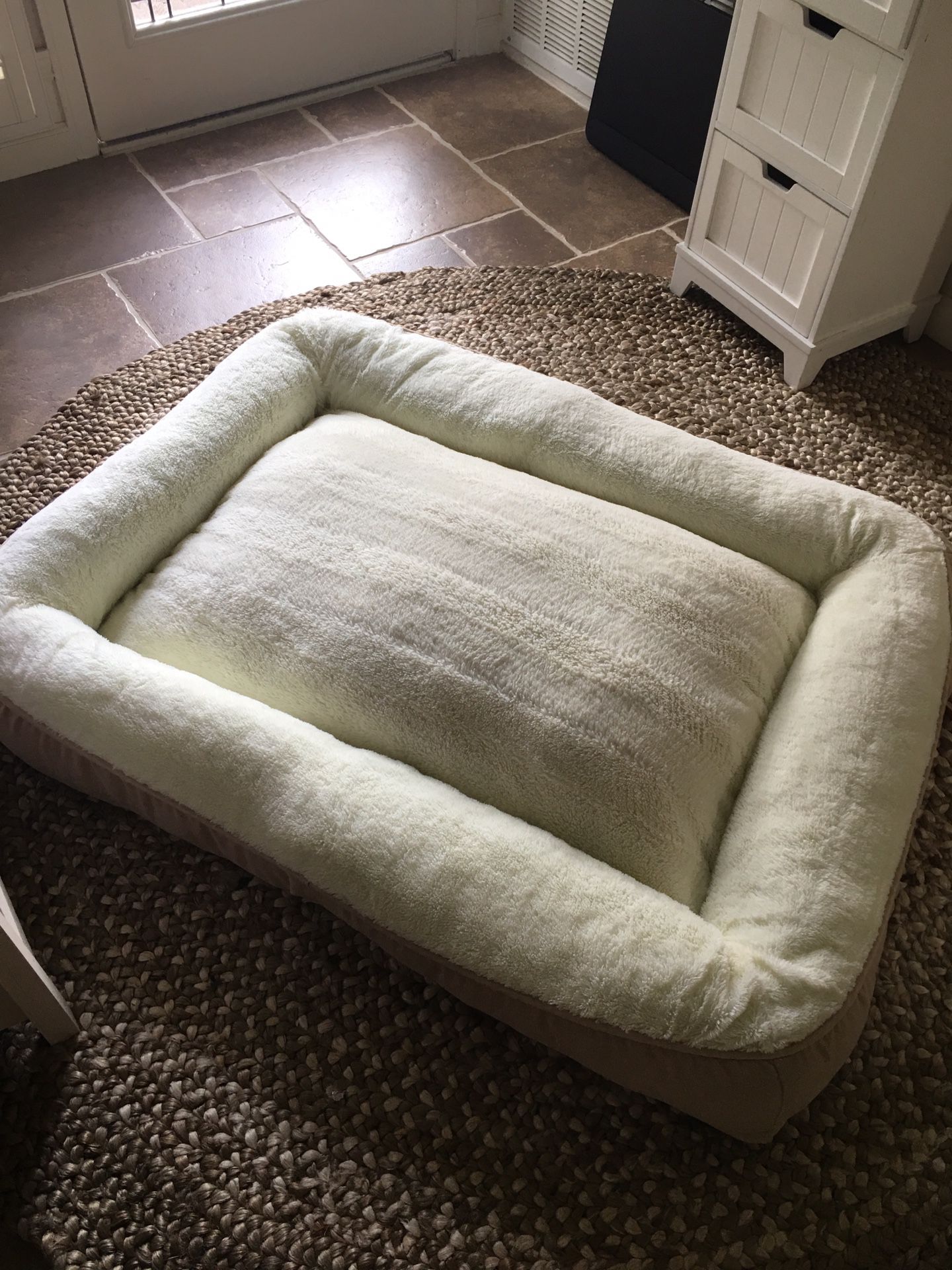 Clean, soft, cozy extra large dog bed!