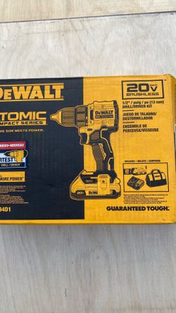 Dewalt Drill Driver Kit. 1/2 DCD794D1