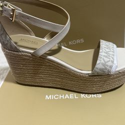 Michael Kors Serena Wedges