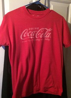 Coca cola shirt size medium