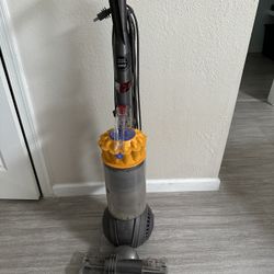 Dyson Ball Vacuum 