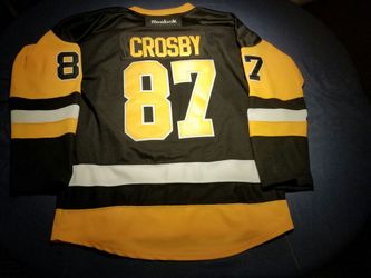Sidney Crosby Reebok hockey jersey men's large from NHL Shop