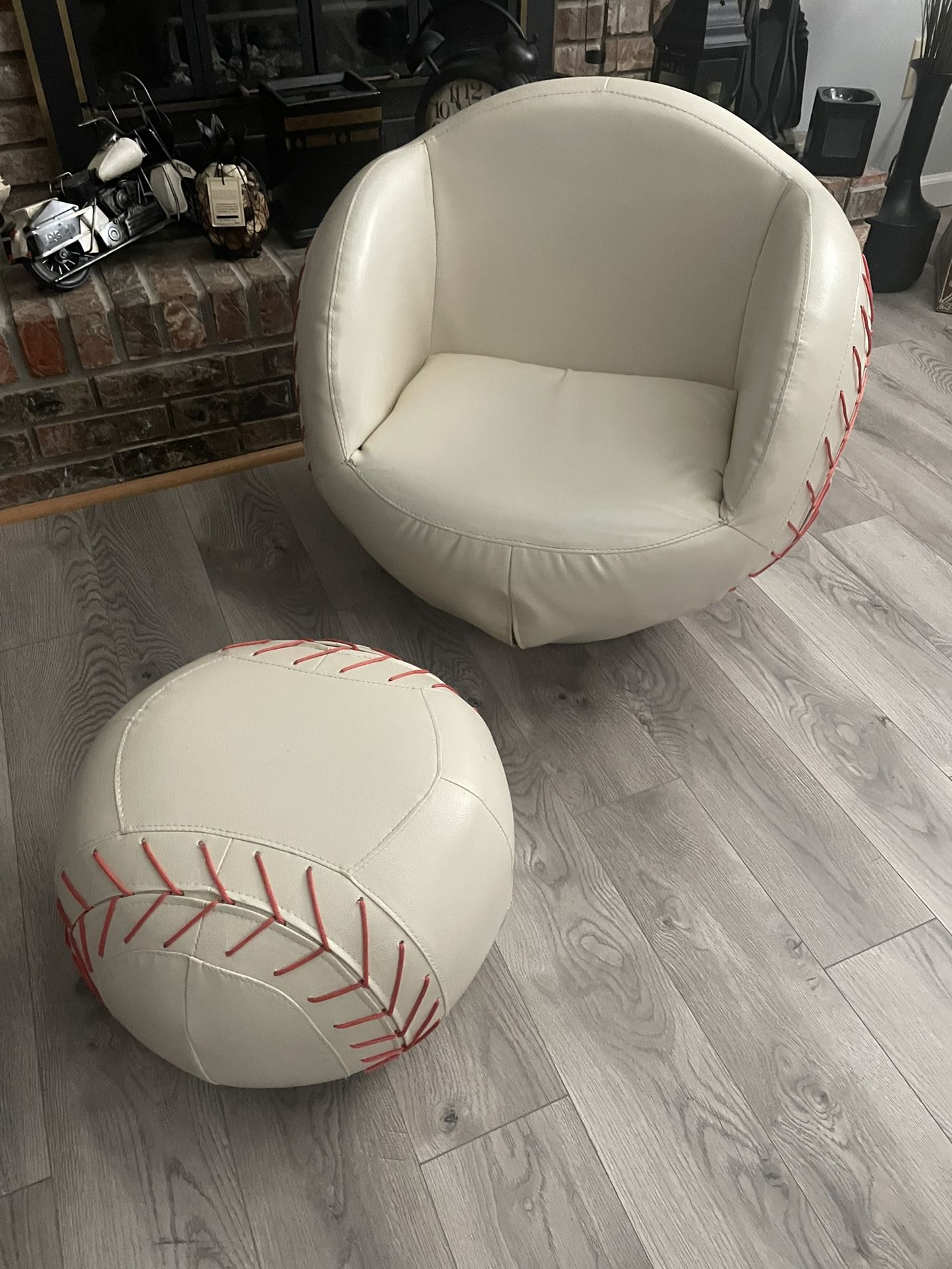 Kids Chair And Ottoman