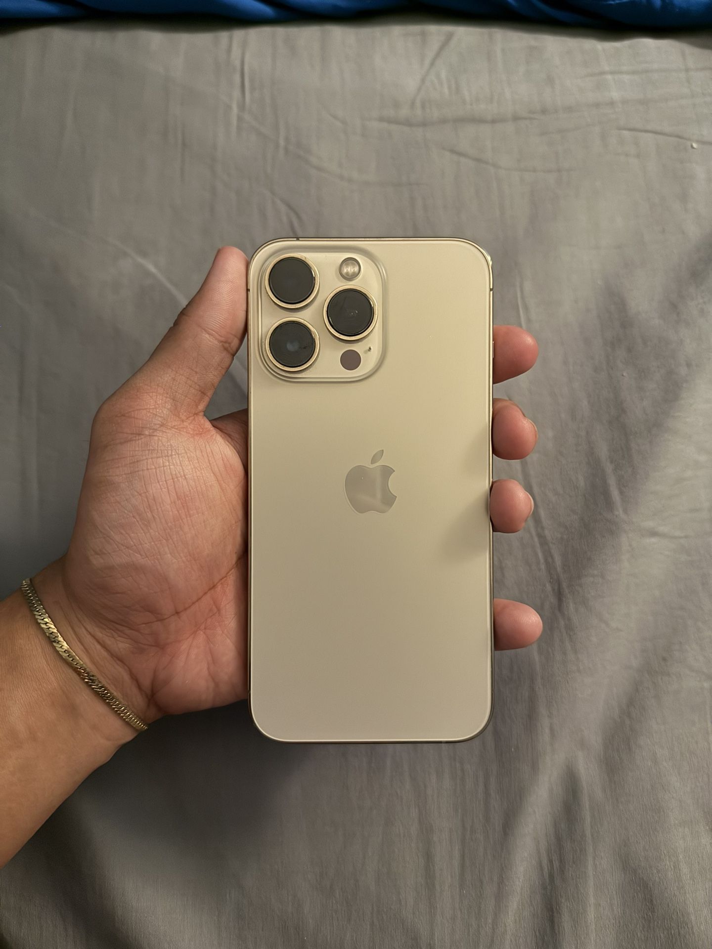 iPhone 13 Pro 256Gb In Gold Fully Unlocked