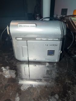 Vintage Samsung Mini DV Camcorder (Tested with Power Cord) - Y2K Aesthetic