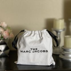 Marc Jacob Camera Bag. Updated 12/25