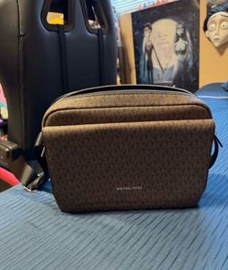 Michael Kors Crossbag (new)