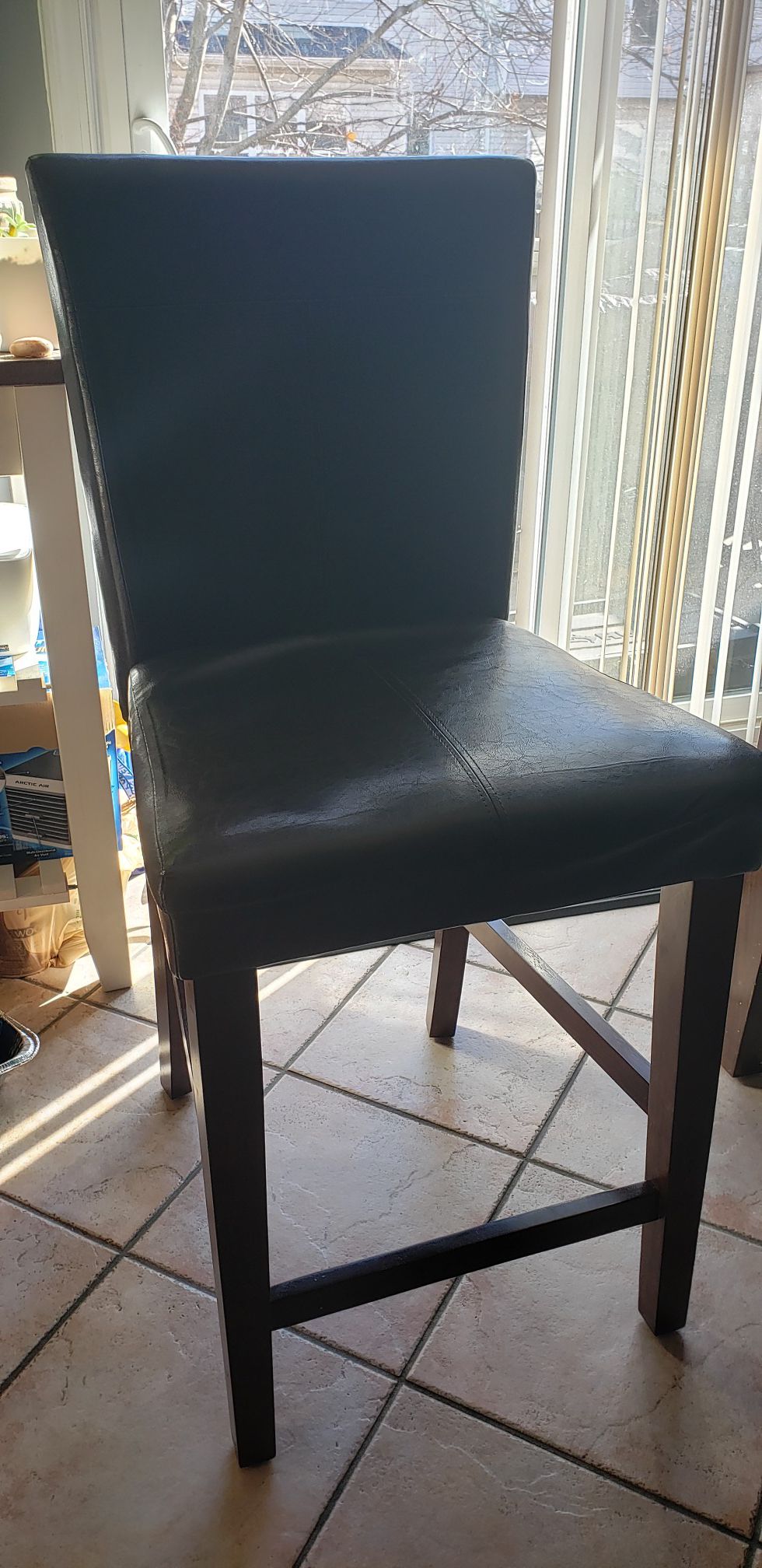 24 inch bar/counter height chairs/stools qty 6