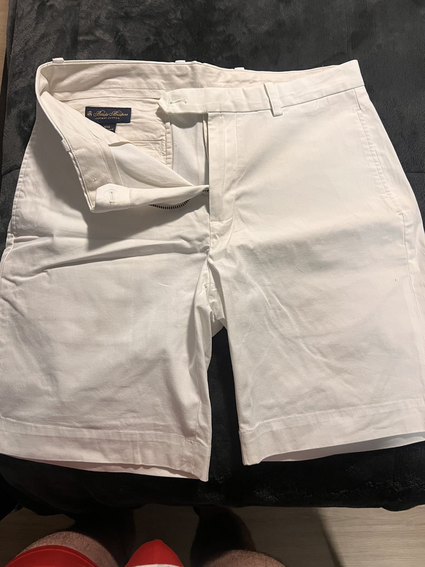 White Brooks Brothers Shorts Size 34 Brand New