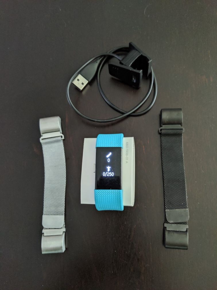 FitBit Charge HR 2
