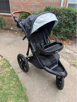 Stroller (jeep TurboGlyde) excellent condition