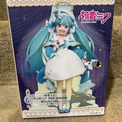 Hatsune Miku 2nd Season Winter Version Figure TAITO new