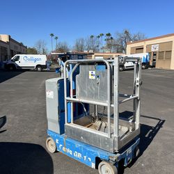 2017 Genie GR12 Scissor Electric lift