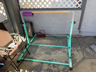 Adjustable Gymnastics Bar