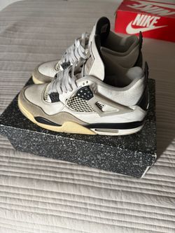 Jordan 4 Retro Military Blacks