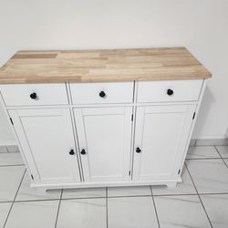 Storage cabinet