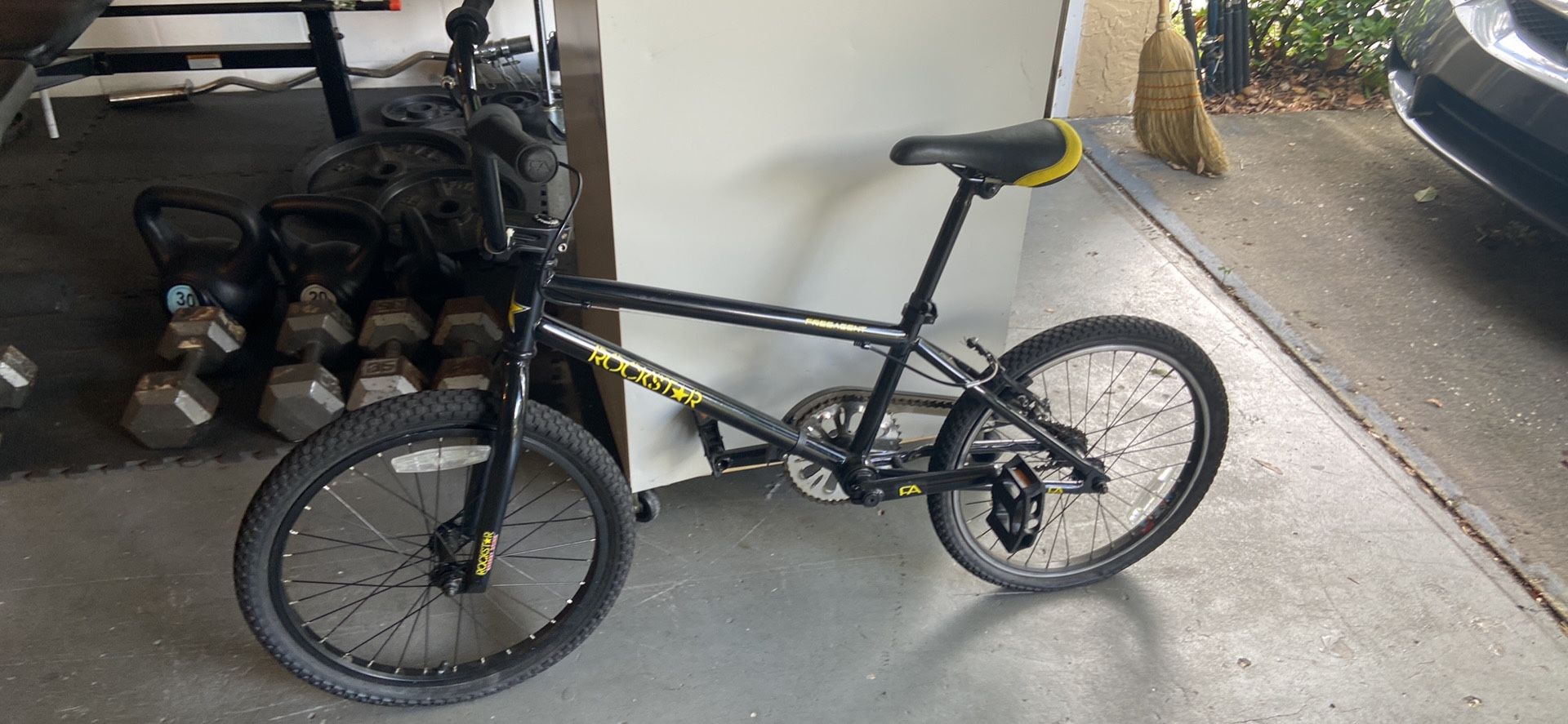 Rockstar Free Agent BMX Bike