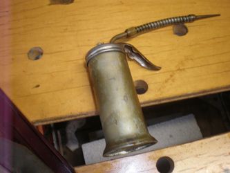 antique oiler