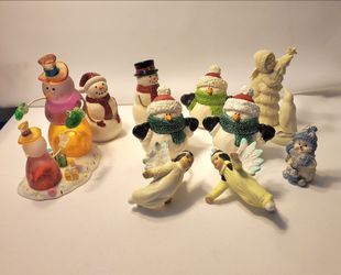 Lot of 10 Christmas figurines, ornaments S&P shaker & shelf decor.